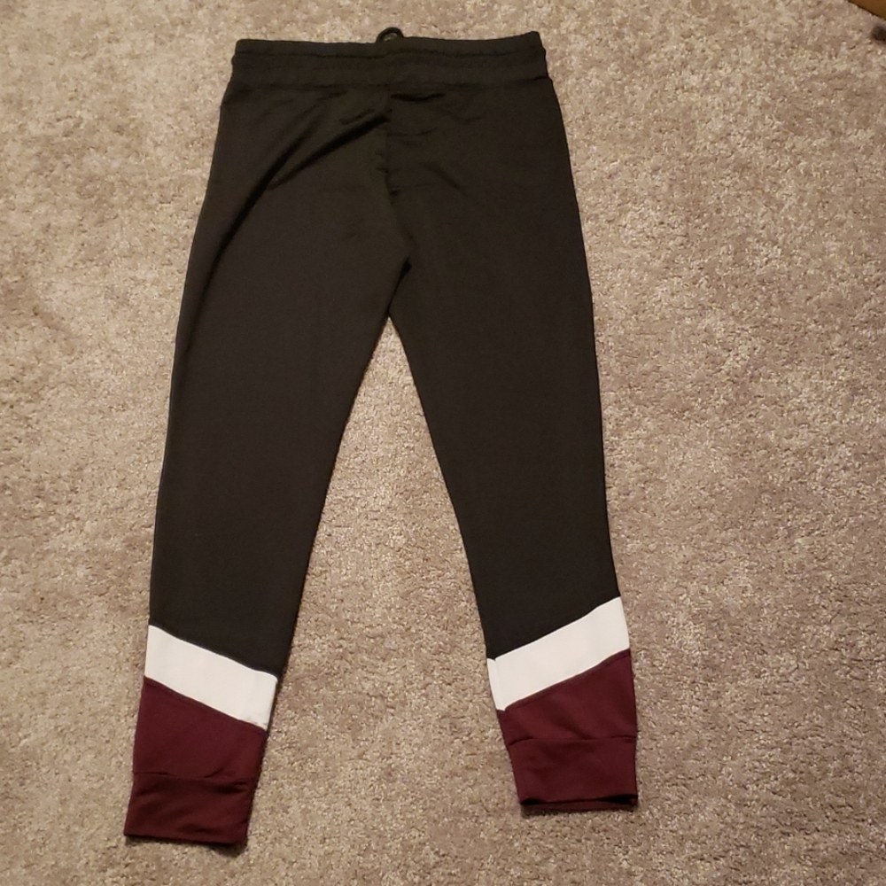 Leggings - Picture 2 of 3
